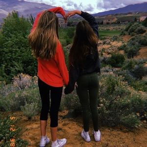 Meet your Posher, Molly